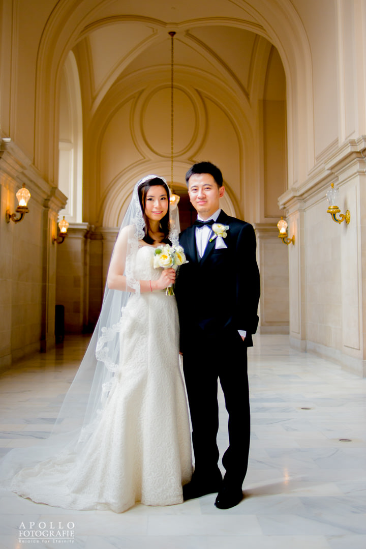 hallway wedding photographs
