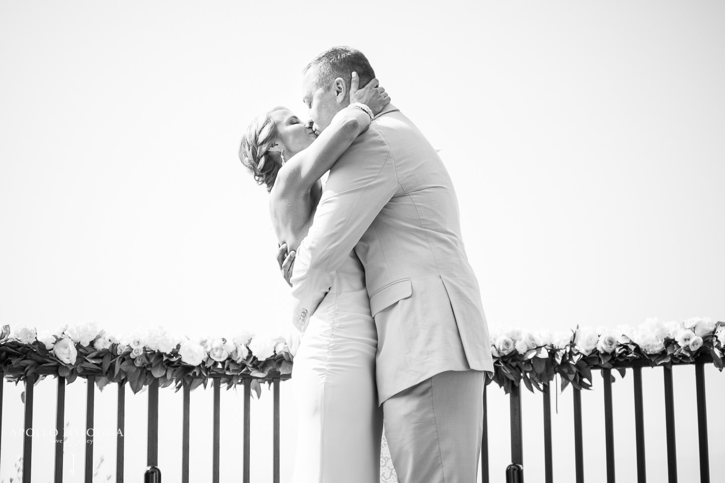 wedding ceremony kiss