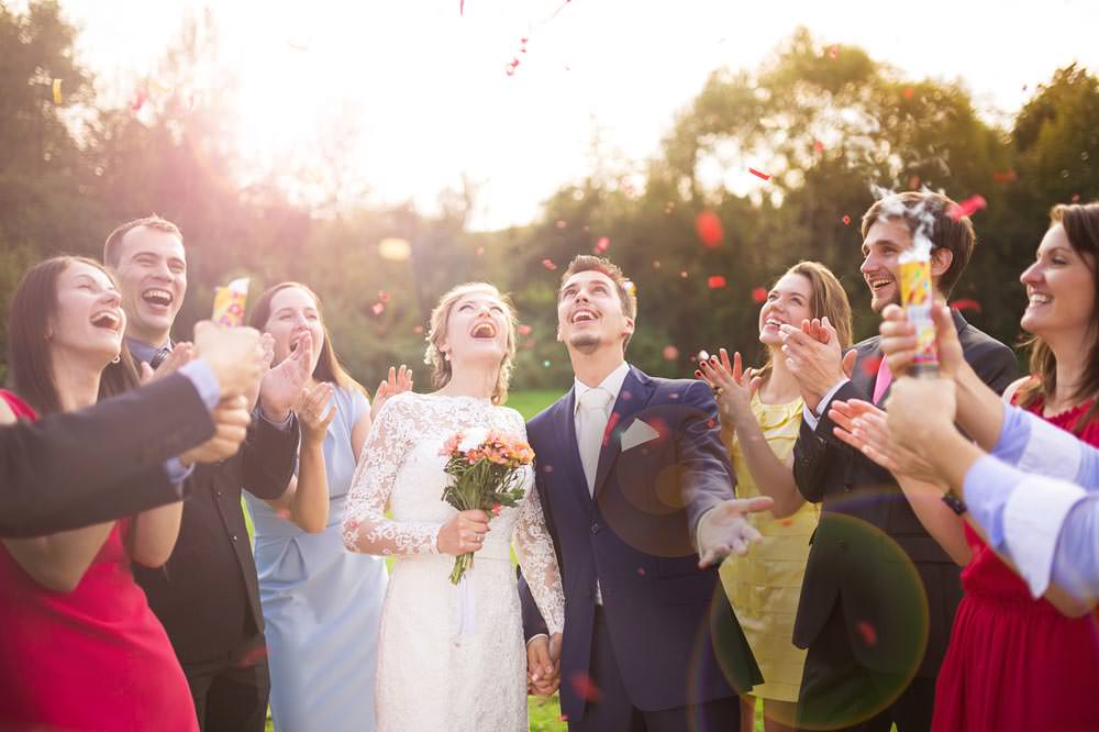 How many people are in your wedding party? (i.e. bridesmaids, groomsmen, flower girls, ring bearers, and YOU)