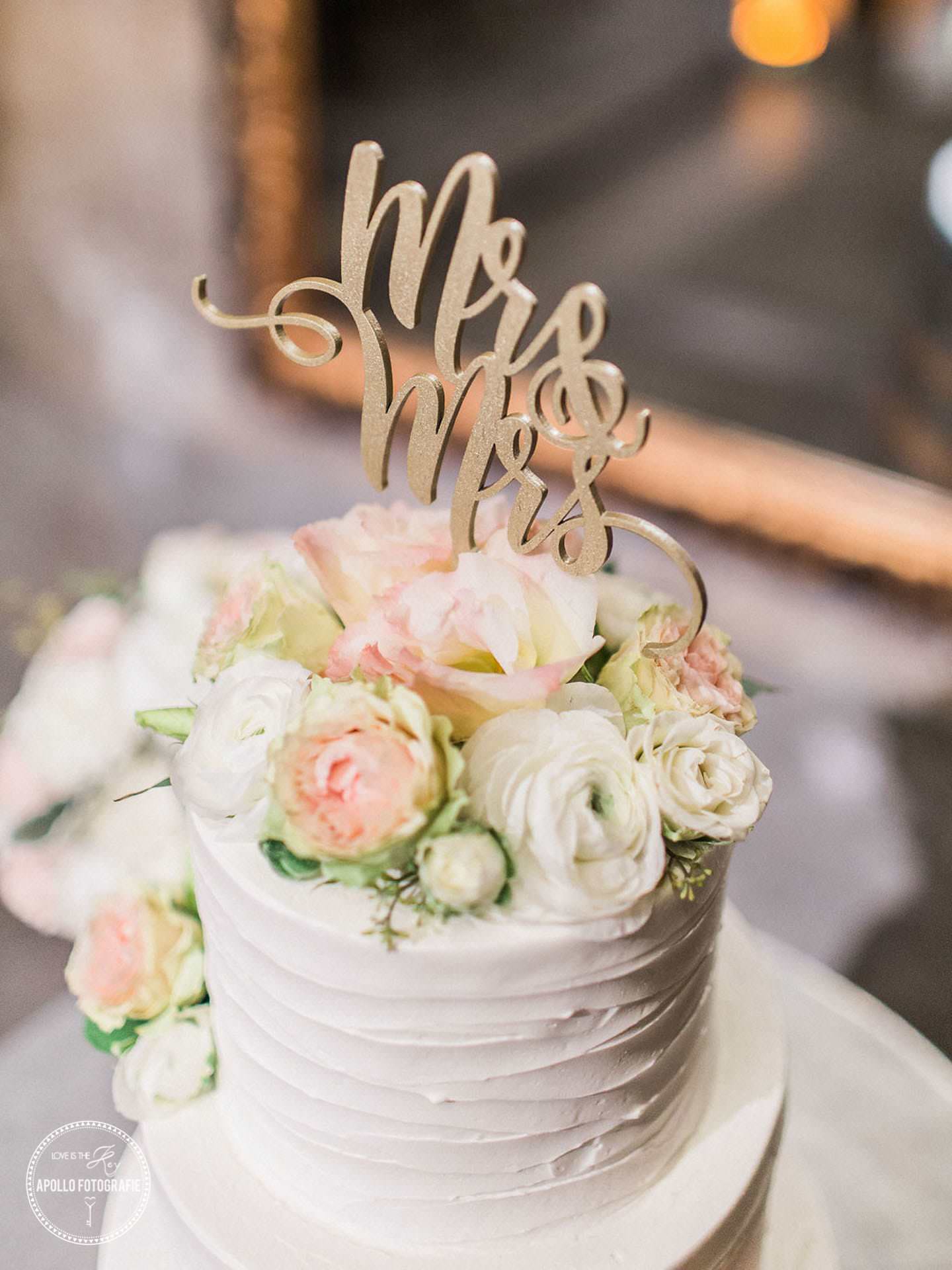 wedding cake